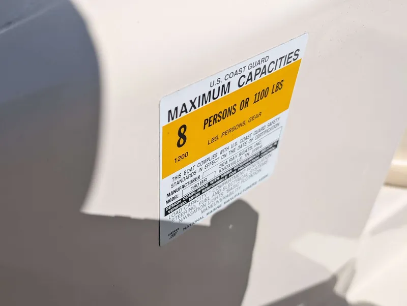 Slide: The Image of Sea Ray 180 Bow Rider 2000 - 16