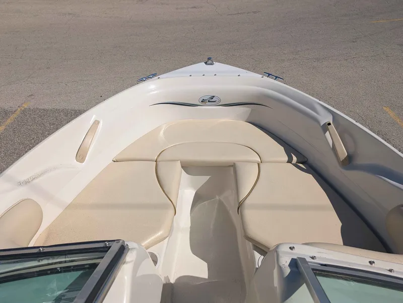 Slide: The Image of Sea Ray 180 Bow Rider 2000 - 7