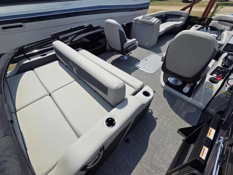 Slide: The Image of Barletta CABRIO C24UC/TT 2025 - 11