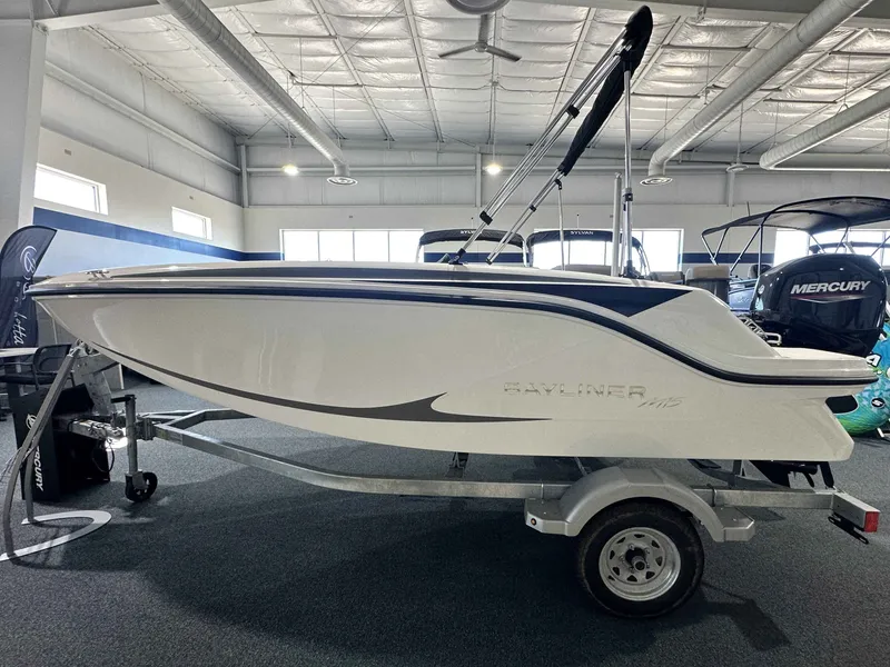 The Image of Bayliner Element E15 2025 - 1