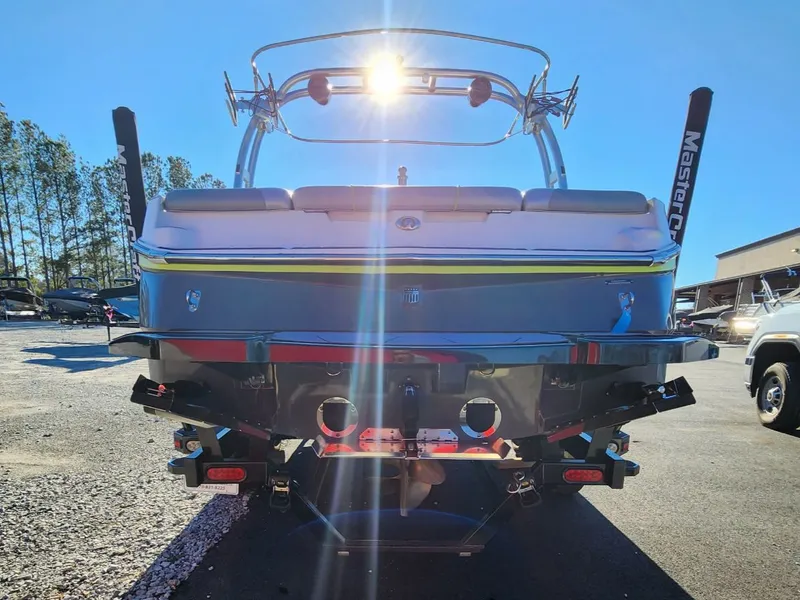 Slide: The Image of MasterCraft NXT22 2017 - 2