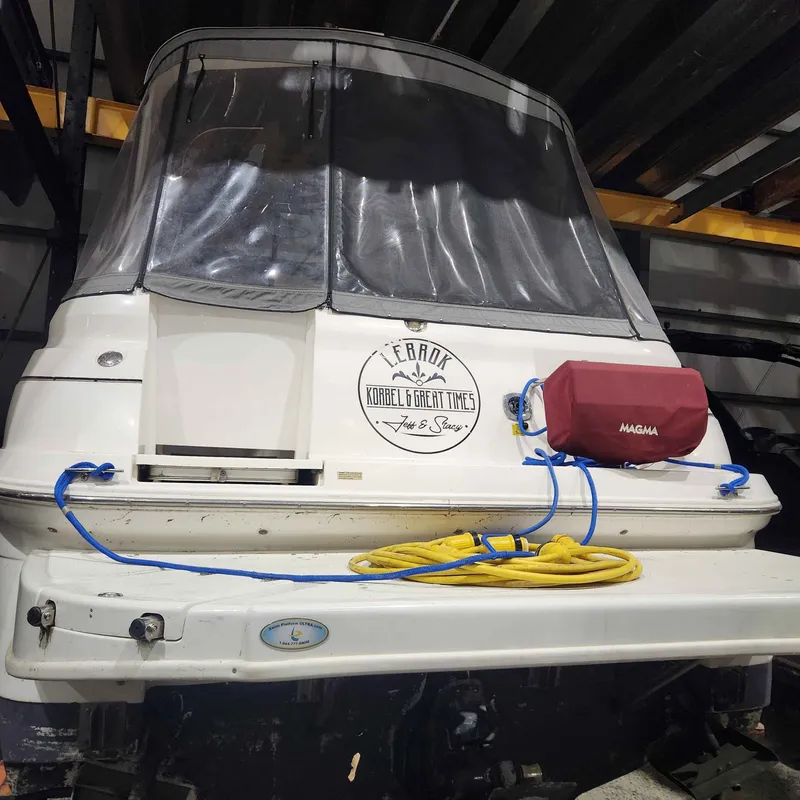 Slide: The Image of Cruisers Yachts 2870 1999 - 22