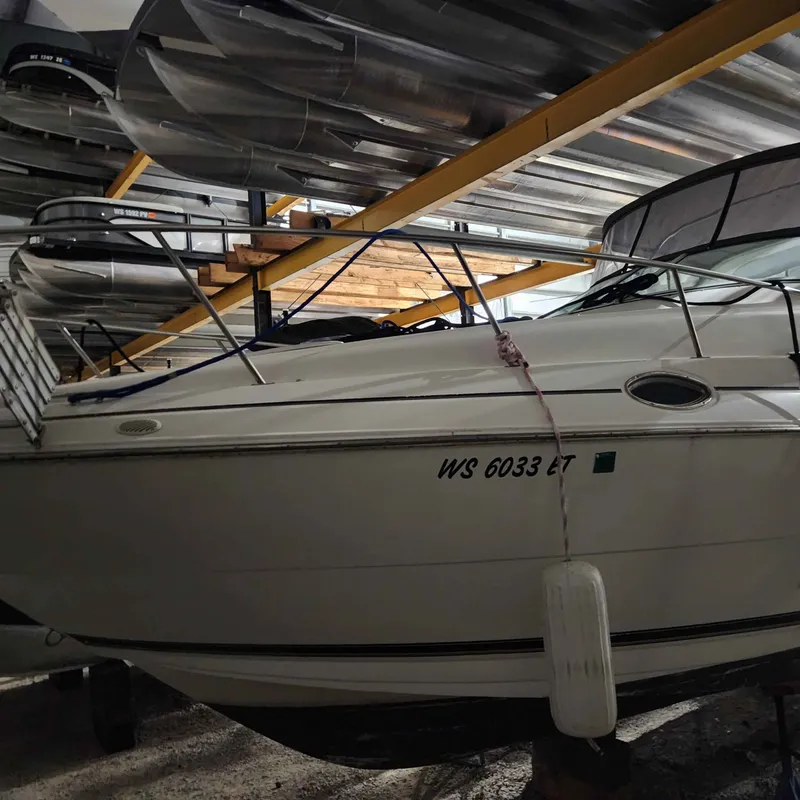 Slide: The Image of Cruisers Yachts 2870 1999 - 3