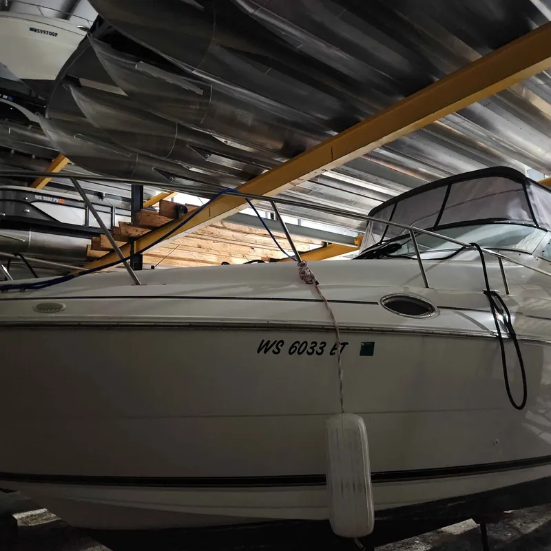 Slide: The Image of Cruisers Yachts 2870 1999 - 4