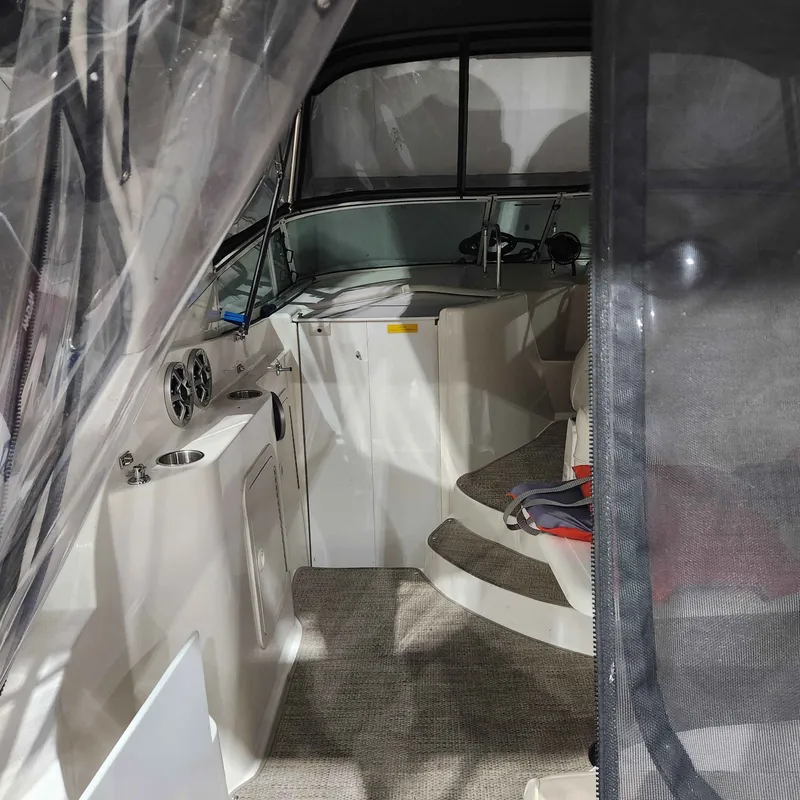 Slide: The Image of Cruisers Yachts 2870 1999 - 6