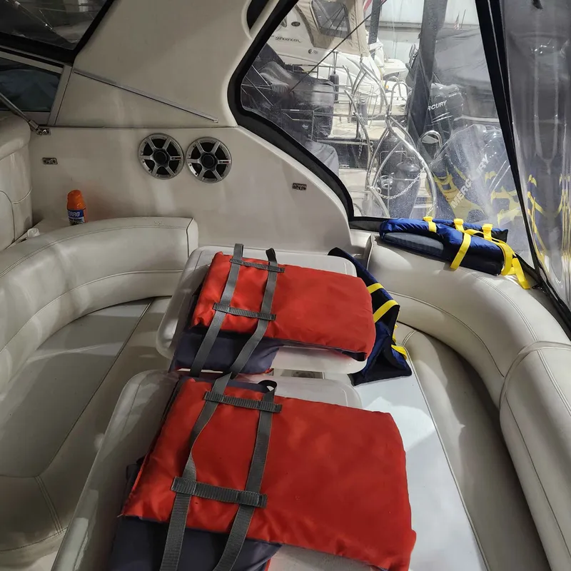 Slide: The Image of Cruisers Yachts 2870 1999 - 7