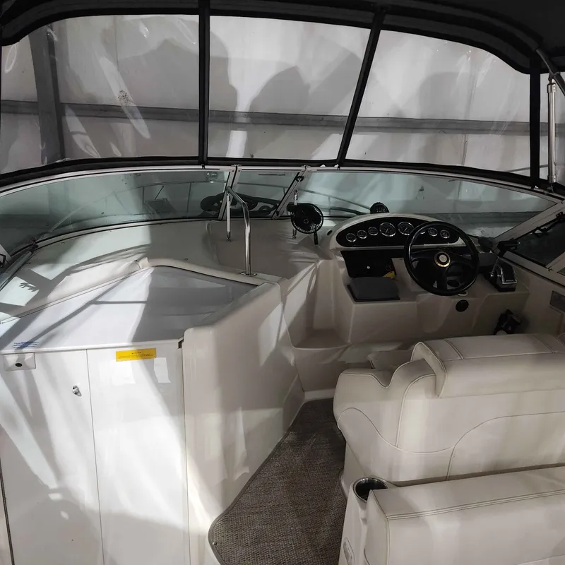 Slide: The Image of Cruisers Yachts 2870 1999 - 9