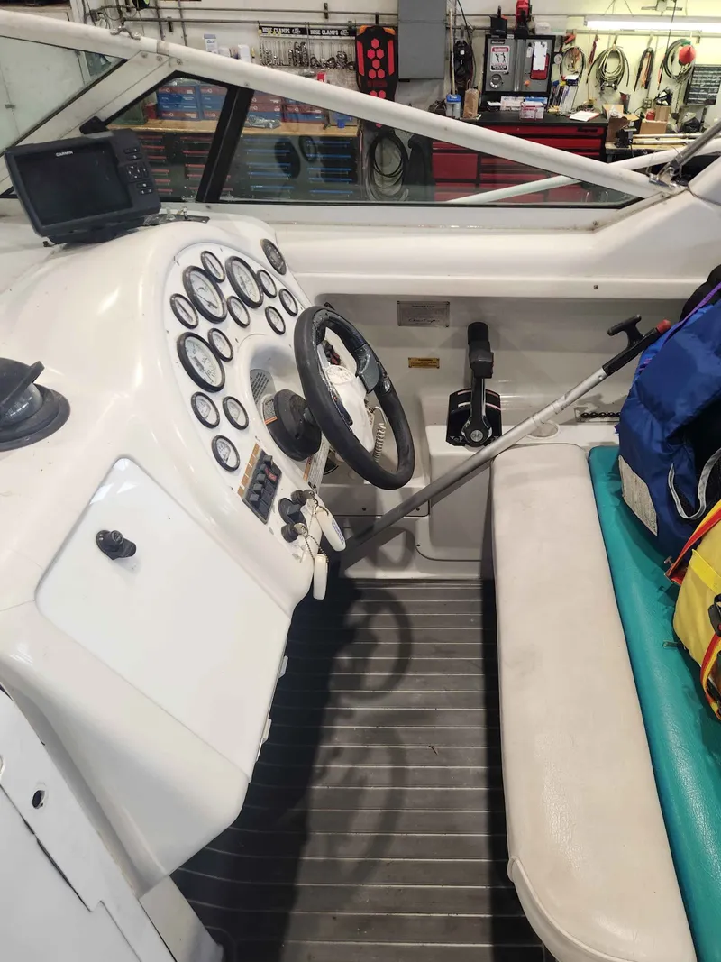 Slide: The Image of Chris-Craft 302 Crowne 1991 - 14