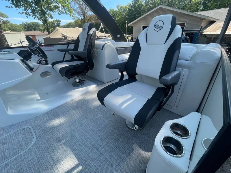 Slide: The Image of South Bay 25 SPORT CR9 3+ 2022 - 9