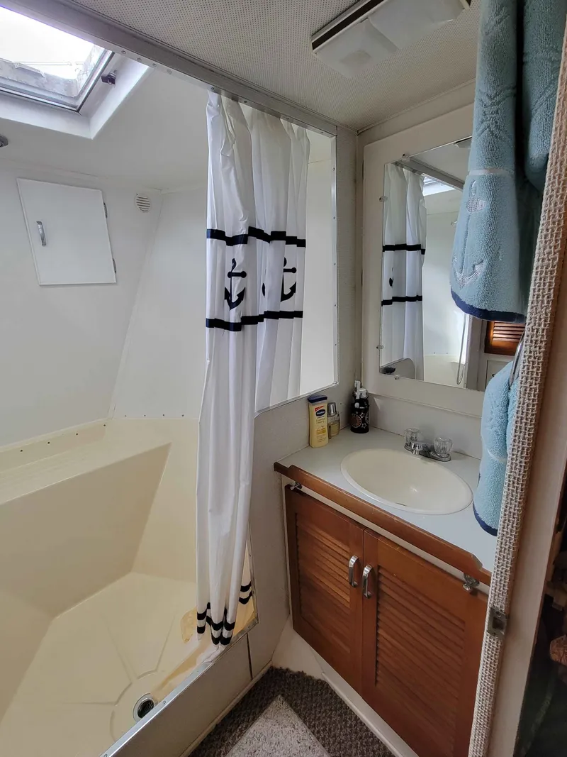 Slide: The Image of Chris-Craft 410 Commander 1977 - 22