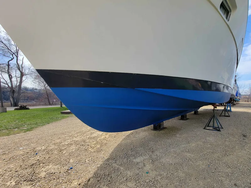 Slide: The Image of Chris-Craft 410 Commander 1977 - 37