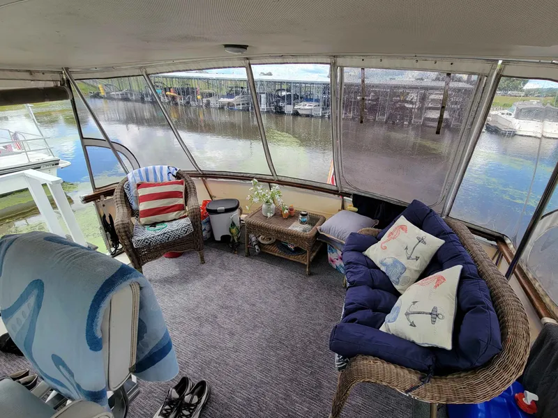 Slide: The Image of Chris-Craft 410 Commander 1977 - 7