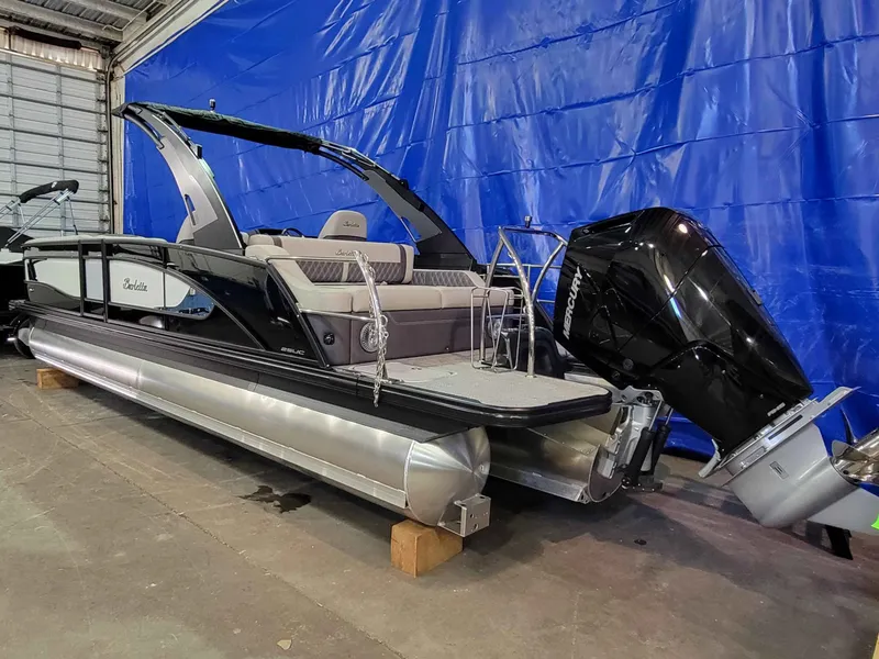 Slide: The Image of Barletta LUSSO 25UCA/TT 2025 - 4