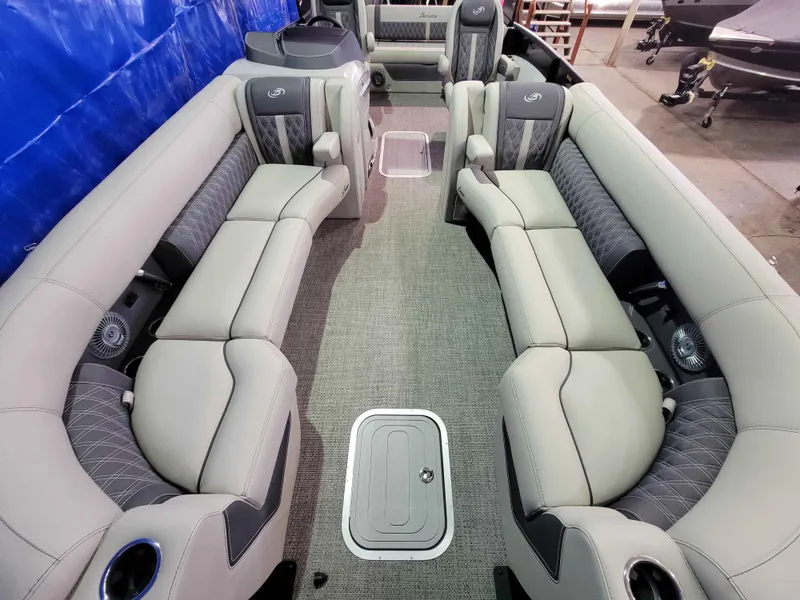 Slide: The Image of Barletta LUSSO 25UCA/TT 2025 - 7