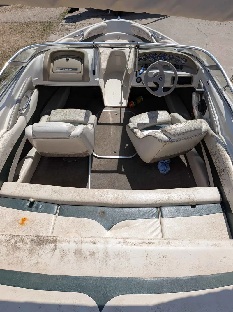 Slide: The Image of Larson 180 2001 - 5