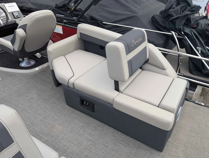 Slide: The Image of Barletta CABRIO C24M/TT 2025 - 16