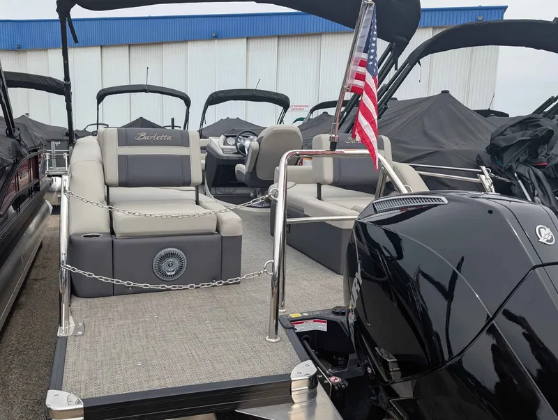 Slide: The Image of Barletta CABRIO C24M/TT 2025 - 19