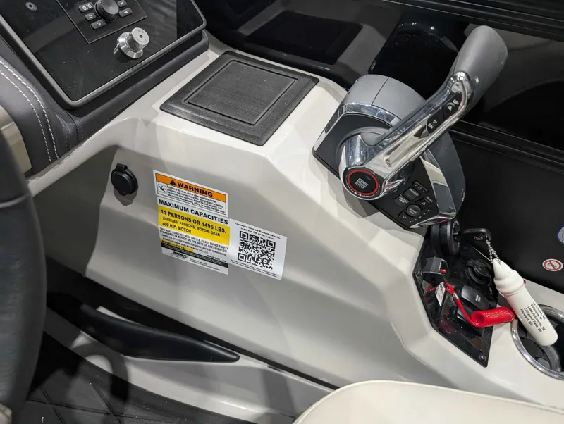 Slide: The Image of Barletta LUSSO L23UCA/TT 2025 - 16