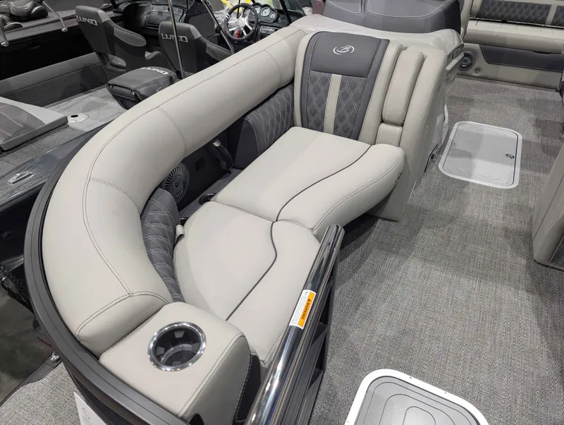 Slide: The Image of Barletta LUSSO L23UCA/TT 2025 - 3