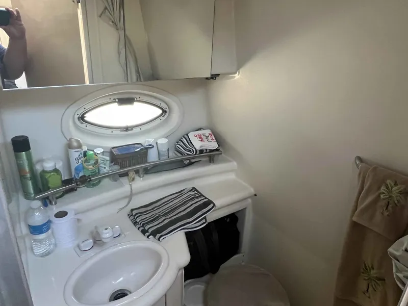 Slide: The Image of Maxum 2700 SCR 2001 - 33