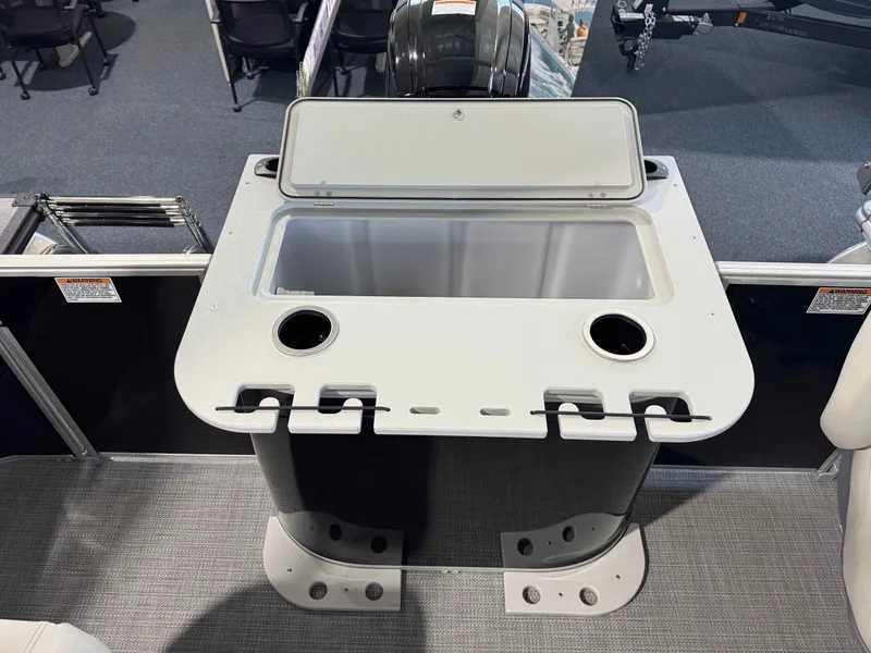 Slide: The Image of Sylvan MIR 8520 PF 2025 - 10