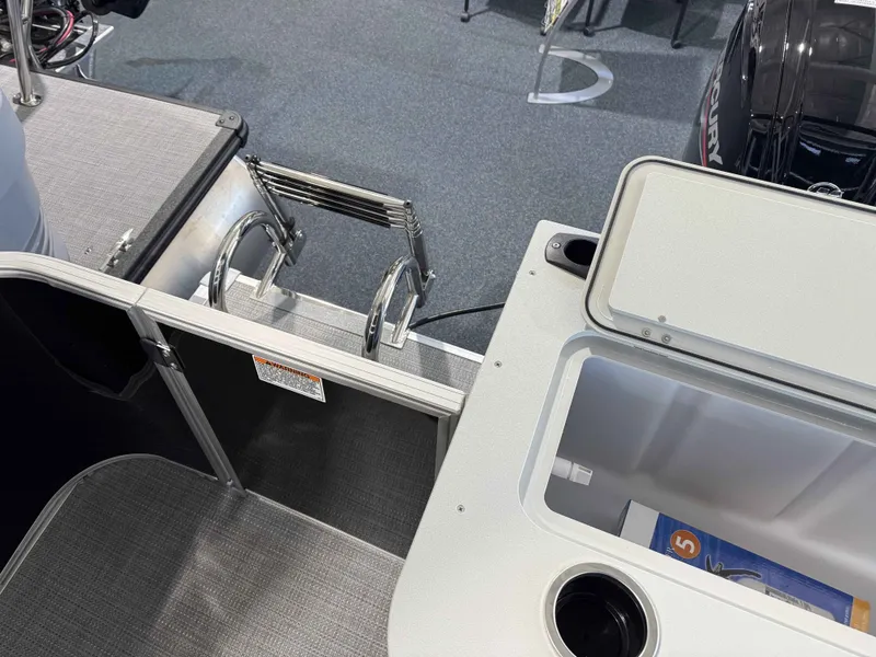 Slide: The Image of Sylvan MIR 8520 PF 2025 - 11