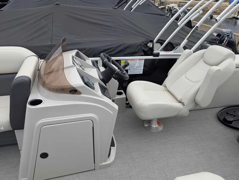 Slide: The Image of Sylvan MIR 8522 CLZ/TT 2025 - 10