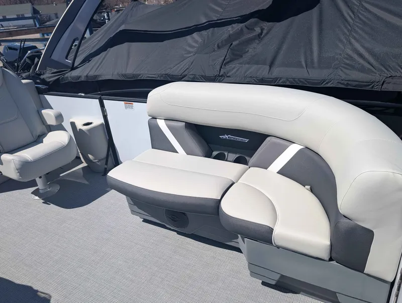 Slide: The Image of Sylvan MIR X1/TT 2025 - 7