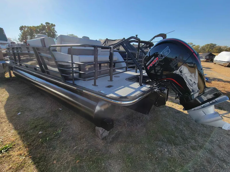 Slide: The Image of Starcraft SLS-3 Q DH/TT 2025 - 17