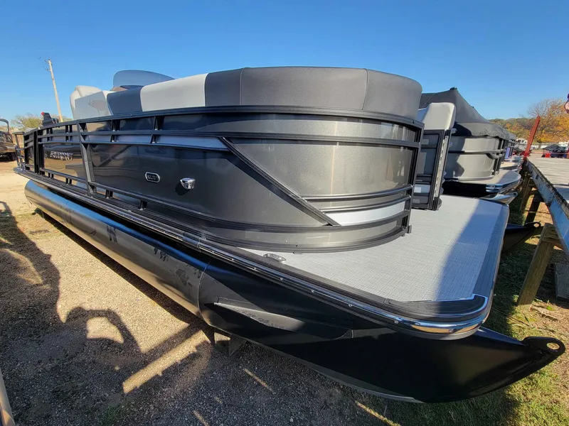 Slide: The Image of Starcraft SLS-3 Q DH/TT 2025 - 5