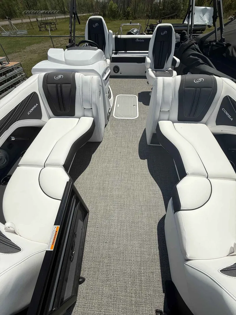 Slide: The Image of Barletta CORSA 23UC/TT 2025 - 5