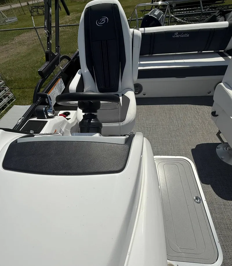 Slide: The Image of Barletta CORSA 23UC/TT 2025 - 7