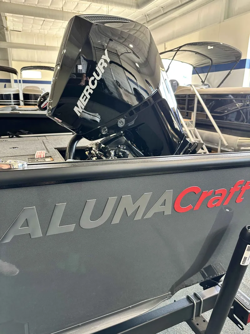 Slide: The Image of Alumacraft COMP 185X/SC 2025 - 9