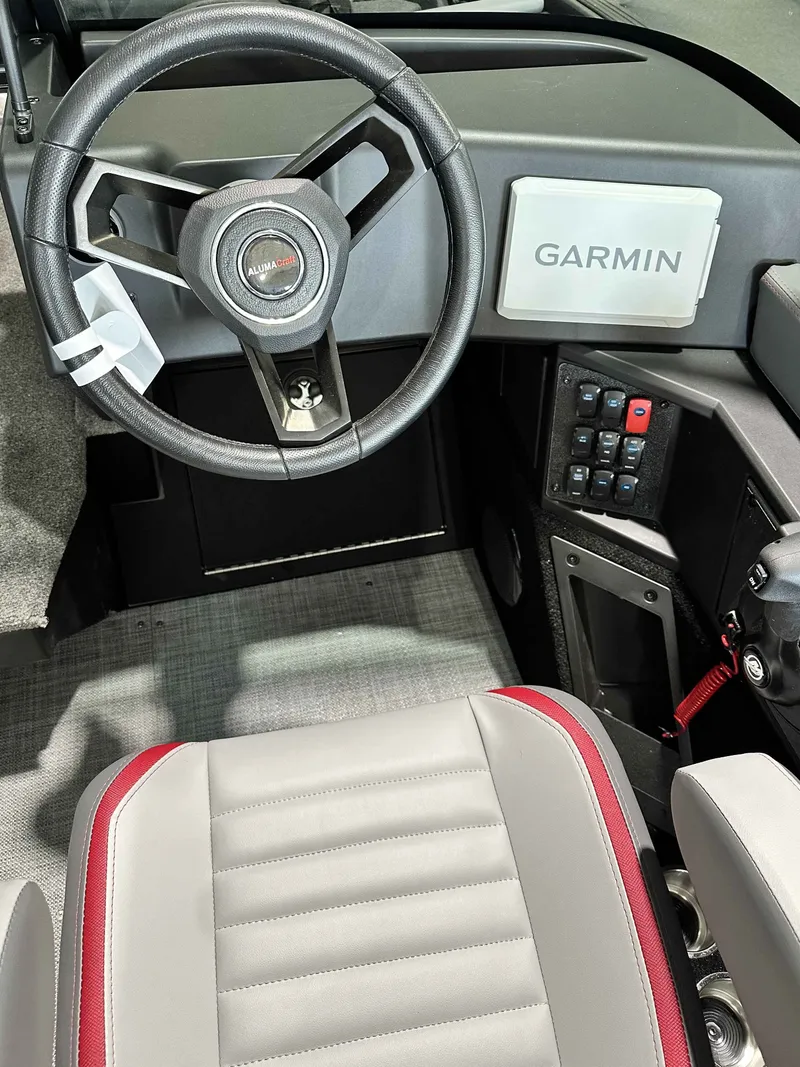 Slide: The Image of Alumacraft TROPHY195FSX/SP 2025 - 11