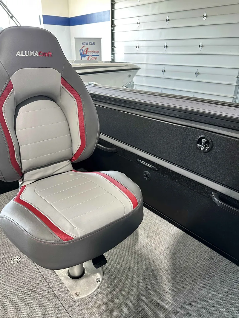 Slide: The Image of Alumacraft TROPHY195FSX/SP 2025 - 12