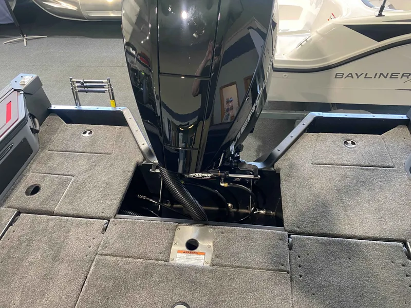 Slide: The Image of Alumacraft TROPHY195FSX/SP 2025 - 17