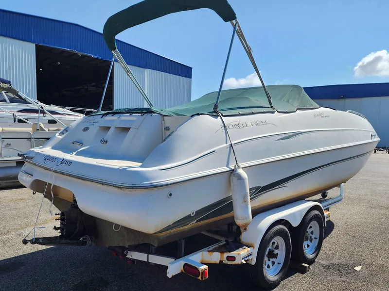 Slide: The Image of Monterey 220 EXPLORER SP 2000 - 4