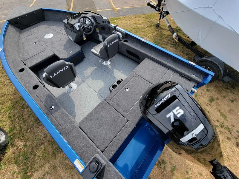 Slide: The Image of Lund 1675 ADV/SS 2025 - 7