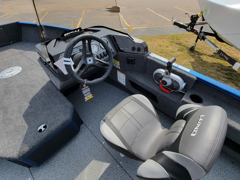 Slide: The Image of Lund 1675 ADV/SS 2025 - 8