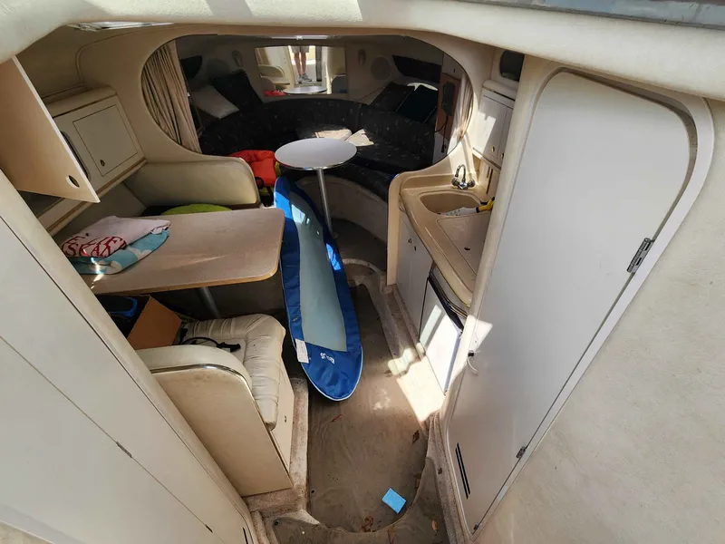 Slide: The Image of Sea Ray 290 Sundancer 2000 - 13