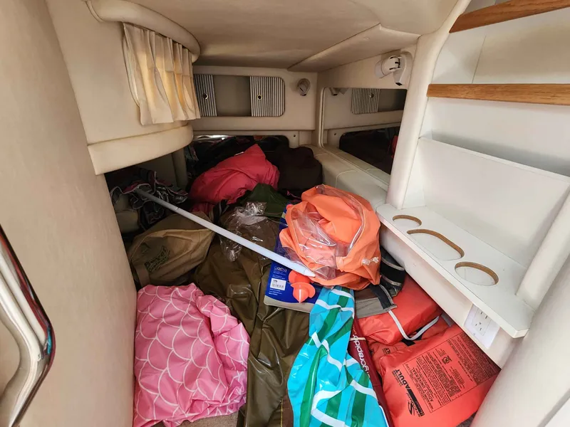 Slide: The Image of Sea Ray 290 Sundancer 2000 - 20