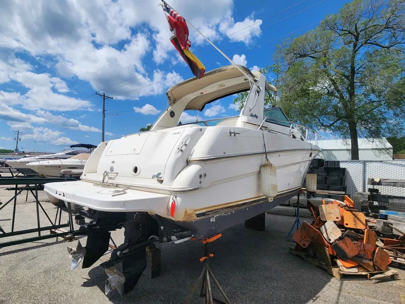 Slide: The Image of Sea Ray 290 Sundancer 2000 - 3