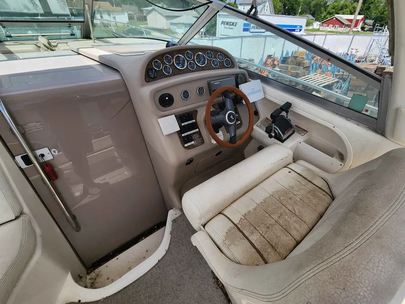 Slide: The Image of Sea Ray 290 Sundancer 2000 - 9