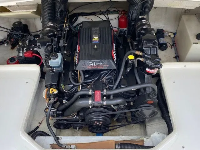 Slide: The Image of Sea Ray 260 Bow Rider 1997 - 14