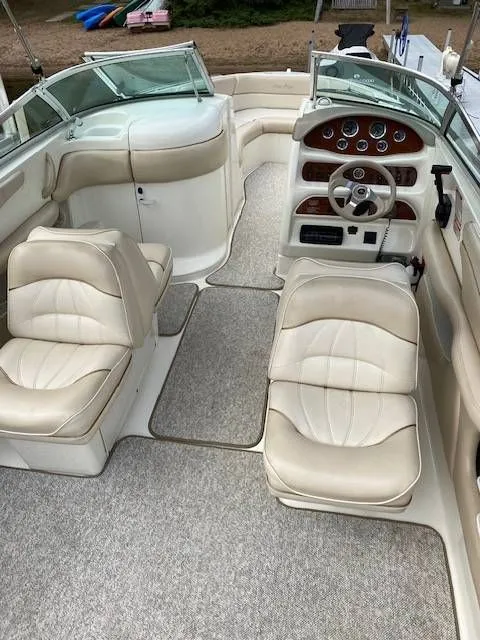 Slide: The Image of Sea Ray 260 Bow Rider 1997 - 9