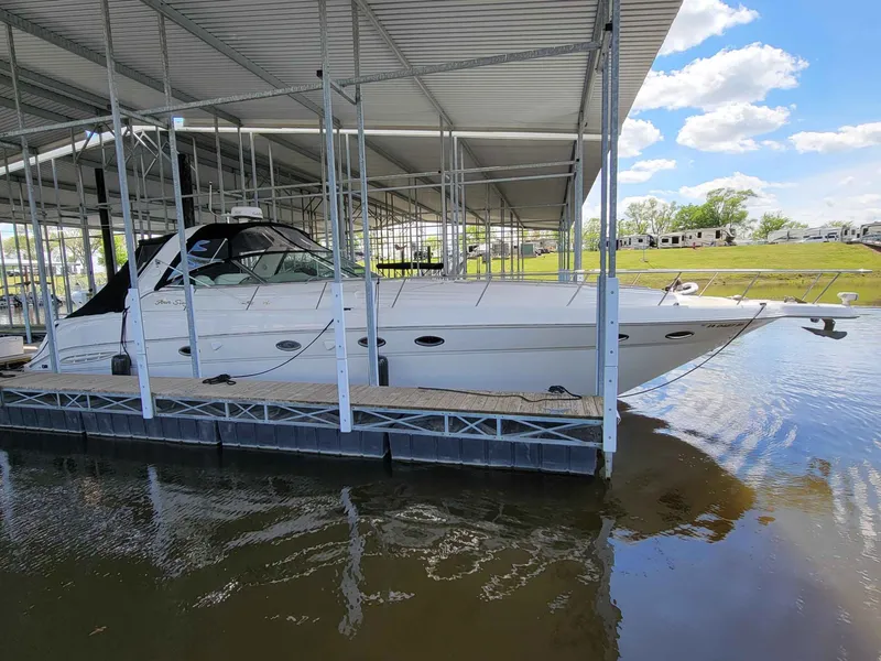 Slide: The Image of Sea Ray Sundancer 460 2000 - 2