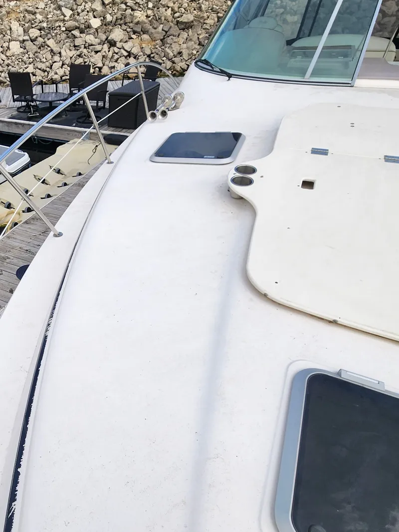 Slide: The Image of Rinker Fiesta Vee 410 2006 - 20