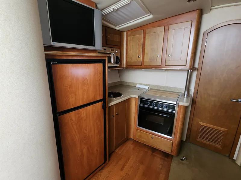 Slide: The Image of Rinker Fiesta Vee 410 2006 - 31