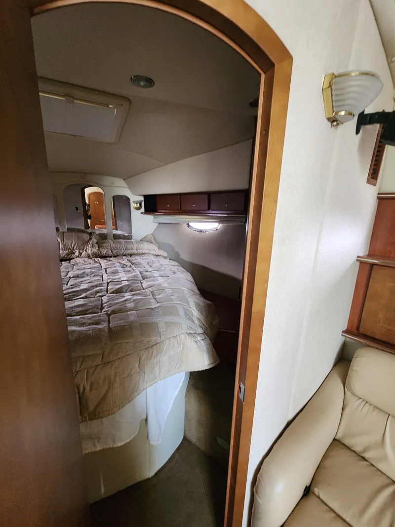 Slide: The Image of Rinker Fiesta Vee 410 2006 - 48