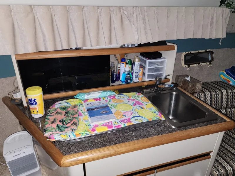 Slide: The Image of Bayliner 2455 Cierra SB 1989 - 16